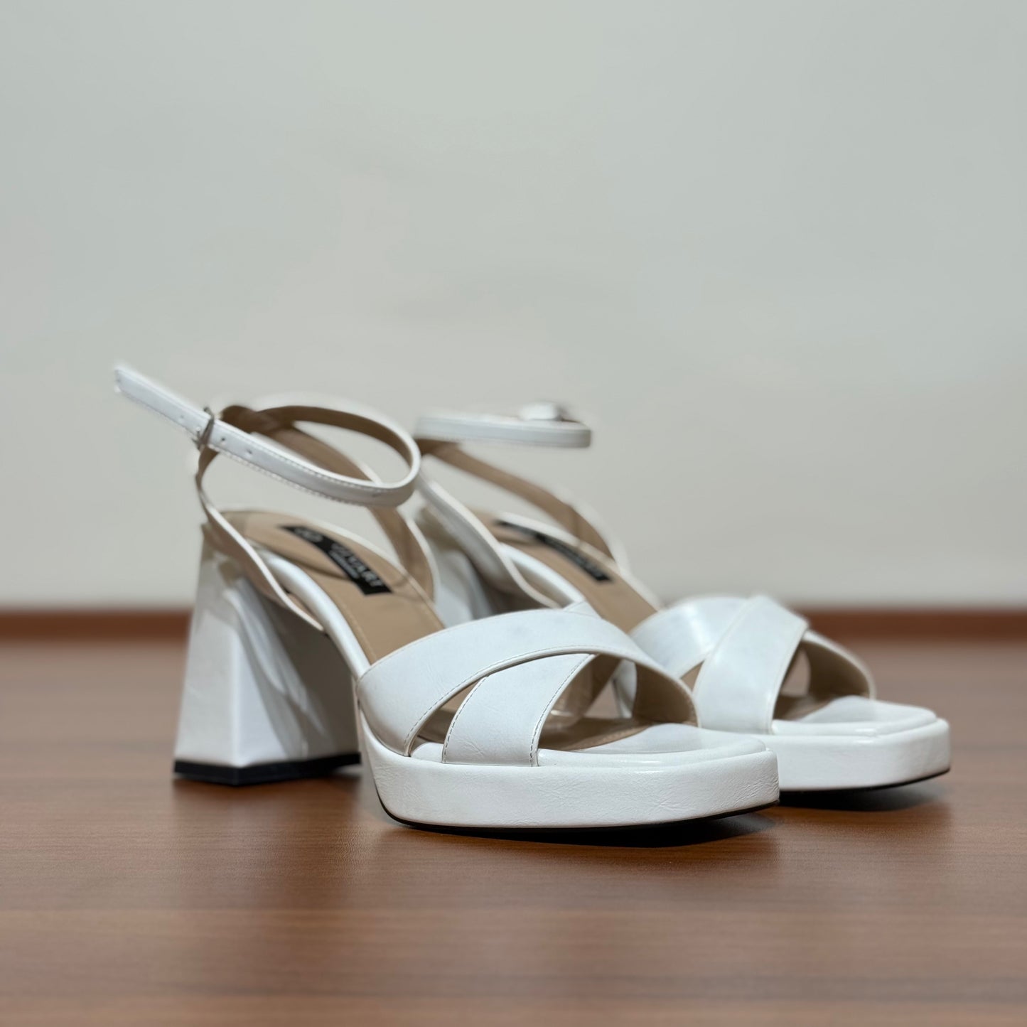 Shoes - code: 24881