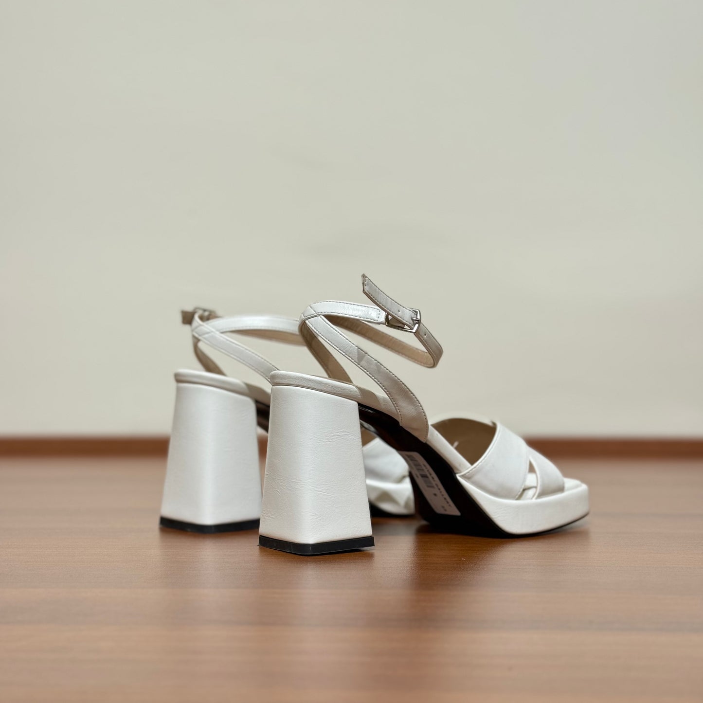 Shoes - code: 24881