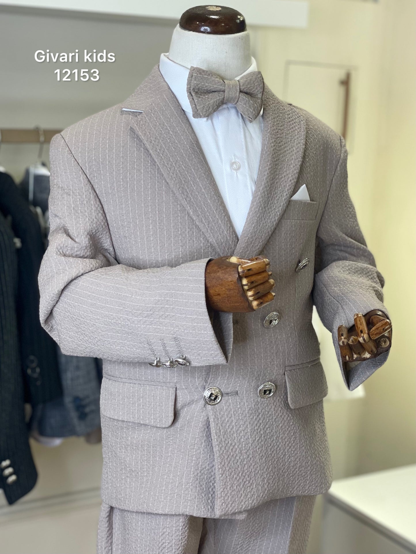 Suit - Code: 12153