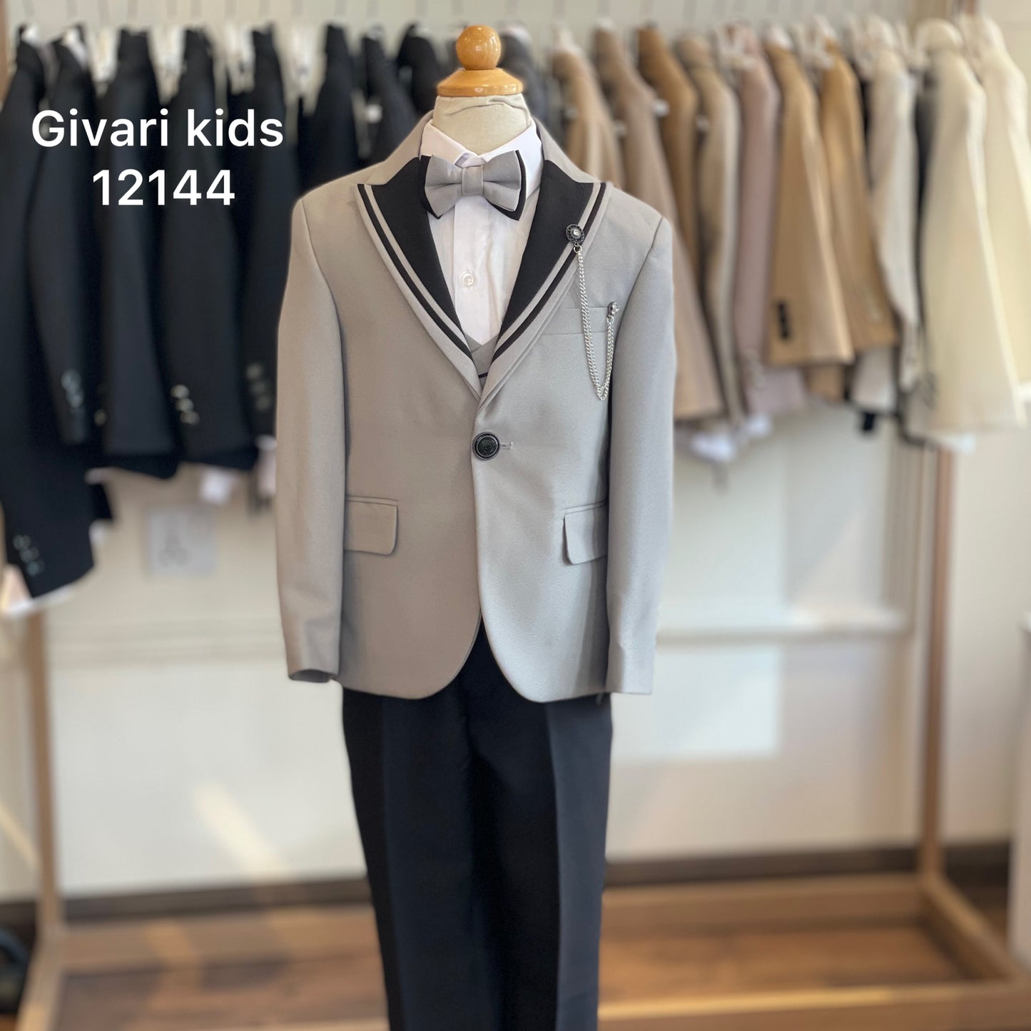 Suit - Code: 12144