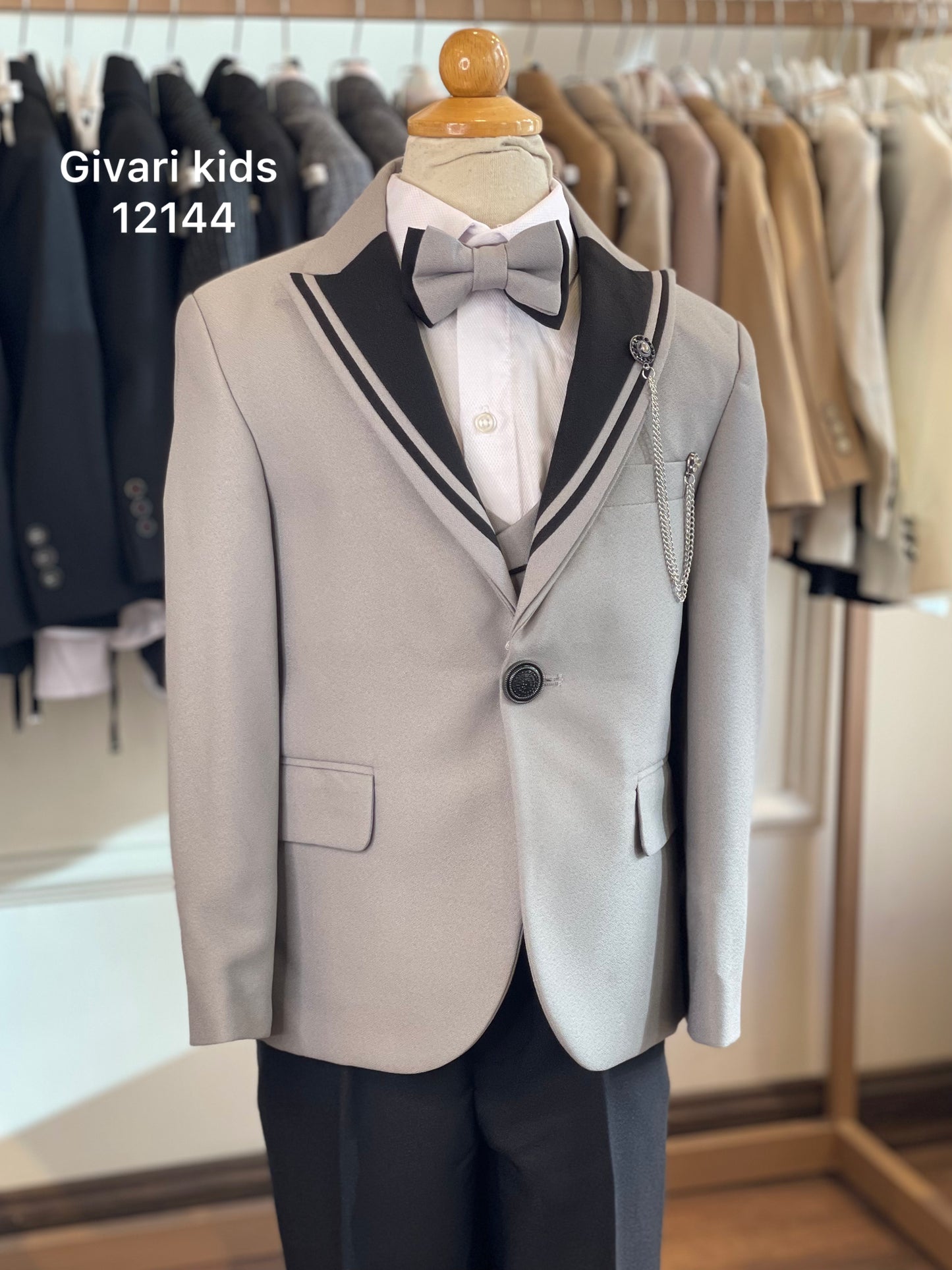 Suit - Code: 12144
