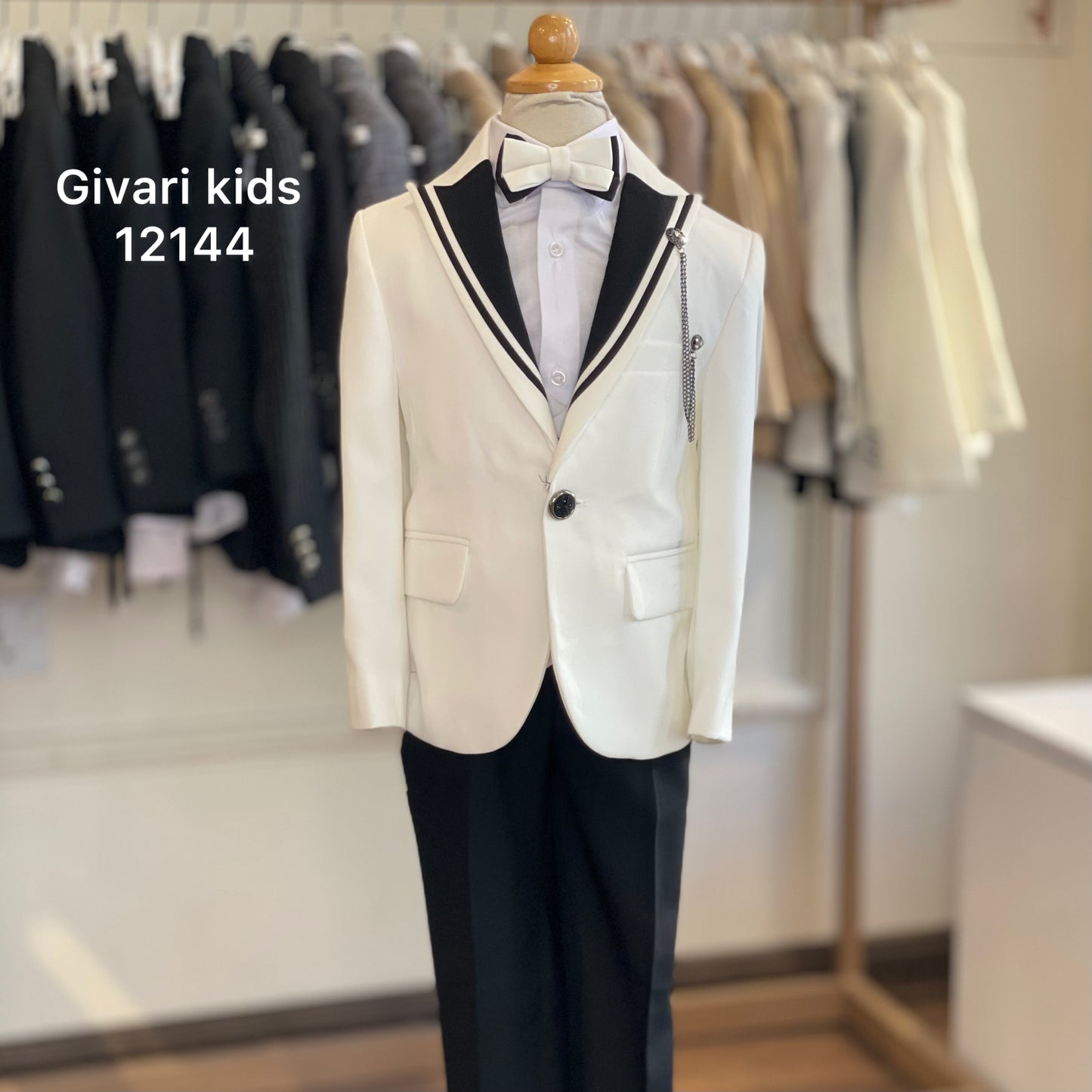 Suit - Code: 12144