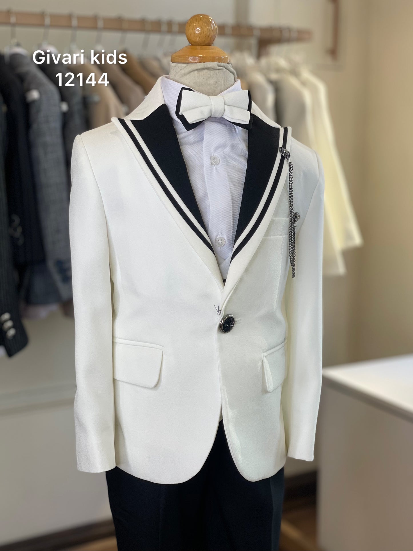 Suit - Code: 12144