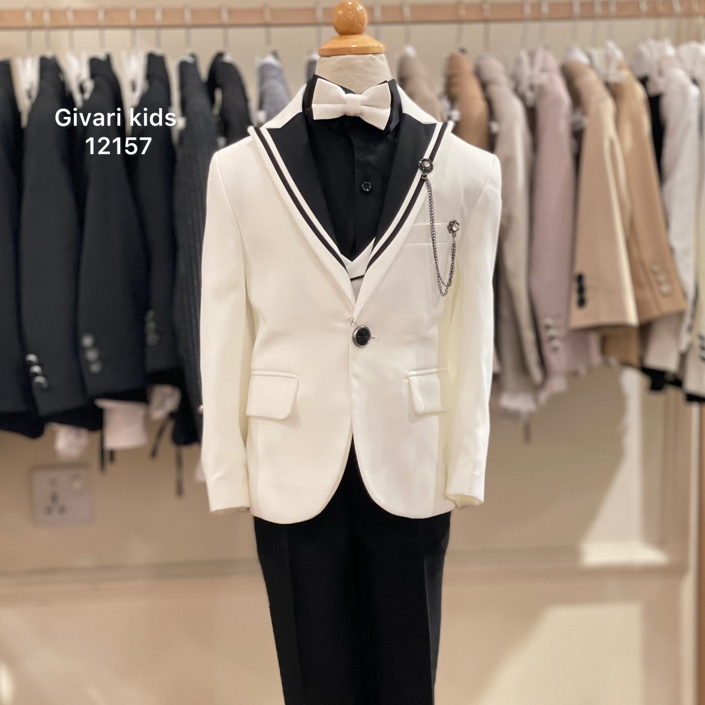 Suit - Code: 12157